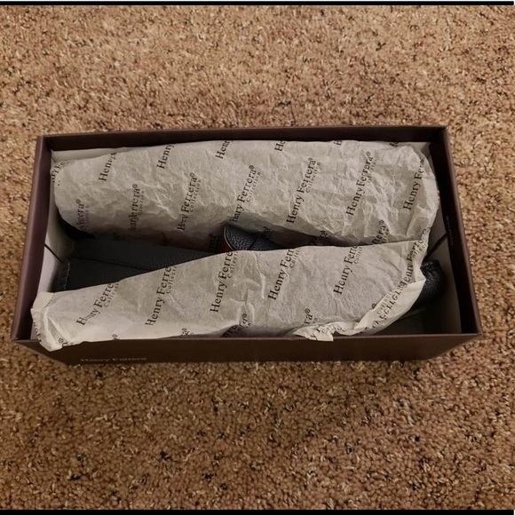 Aren’t my size. - Picture 5 of 7